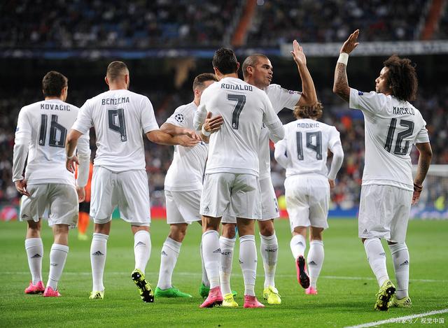 皇马公布欧冠战曼城名单：姆巴佩受伤仍入选，卡马文加缺席